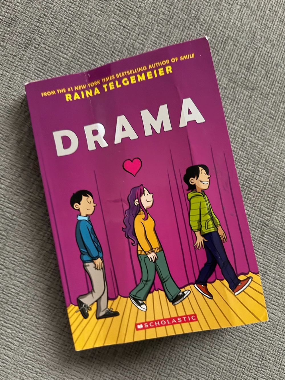 Scholastic Drama Novel by Raina Telgemeier Book